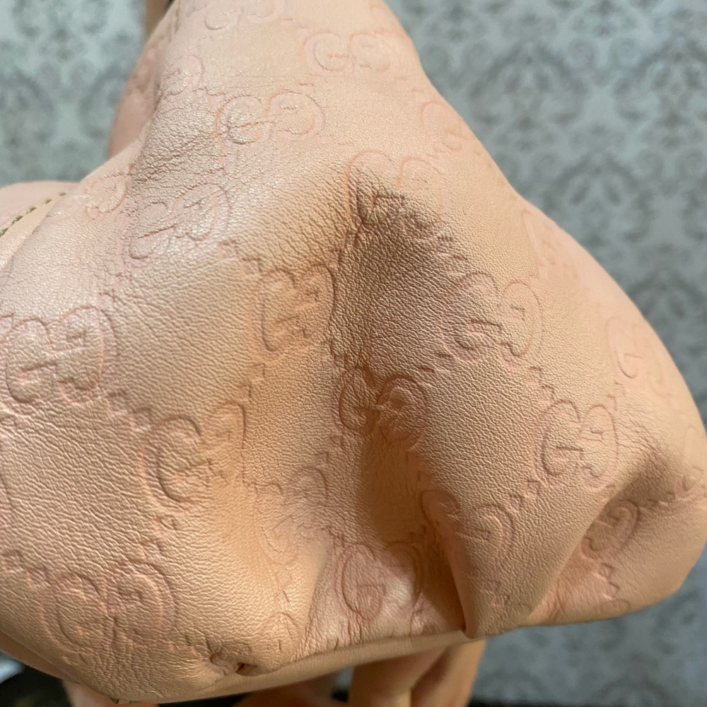 Gucci - Picture 4 of 15